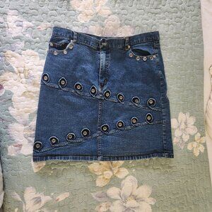 STAR WEAR women's Jeans Skirt size 15/16, Cotton metal & denim round decor.